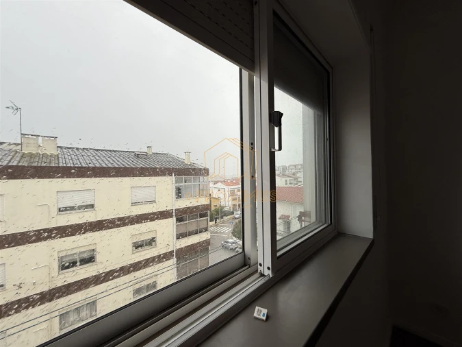 Apartamento T4 para Venda em Tavarede Foto 17