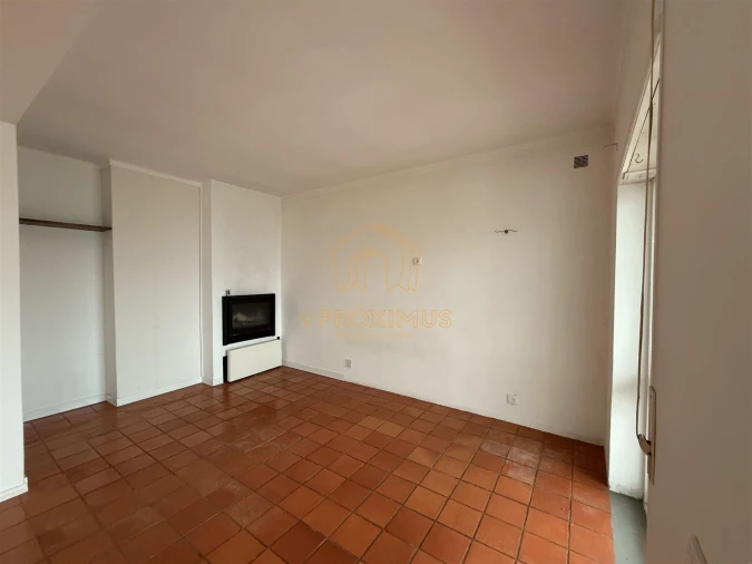 Apartamento T4 para Venda em Tavarede Foto 13