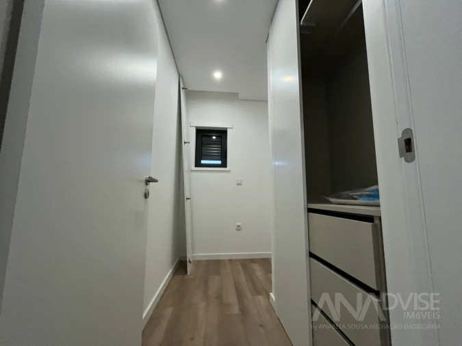 Apartamento T1 para Arrendamento em Rio de Loba Foto 7