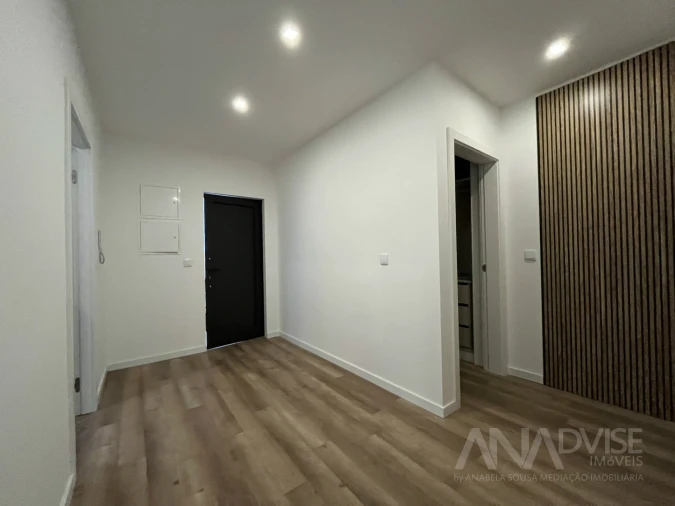 Apartamento T1 para Arrendamento em Rio de Loba Foto 8