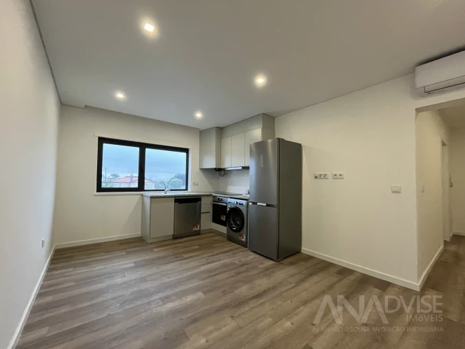 Apartamento T1 para Arrendamento em Rio de Loba Foto 2