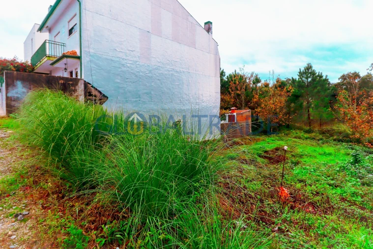 Terreno para Venda em Fânzeres e São Pedro da Cova Foto 18