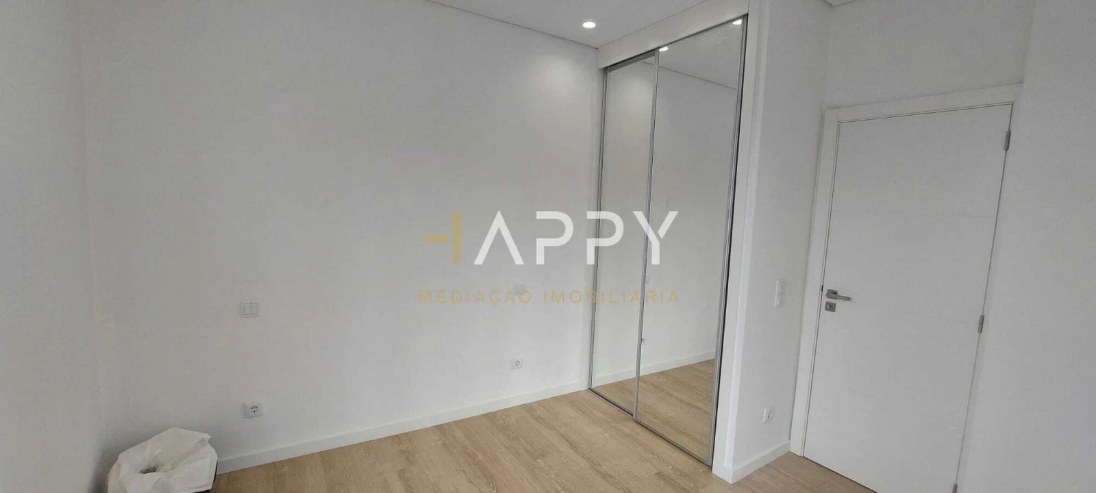 Moradia T3 para Venda em Santo Tirso, Couto (Santa Cristina e São Miguel) e Burgães Foto 8