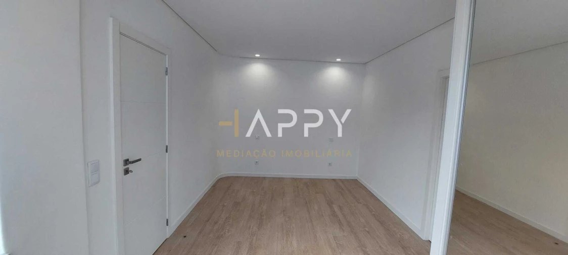 Moradia T3 para Venda em Santo Tirso, Couto (Santa Cristina e São Miguel) e Burgães Foto 11