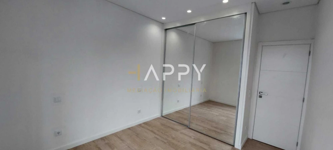 Moradia T3 para Venda em Santo Tirso, Couto (Santa Cristina e São Miguel) e Burgães Foto 7