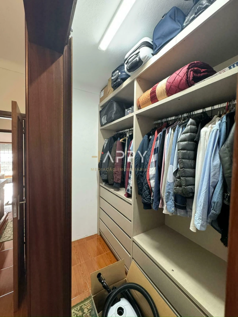 Apartamento T2 para Venda em Paredes Foto 19