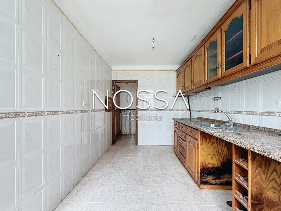 Apartamento T2 para Venda em Benfica Foto 4