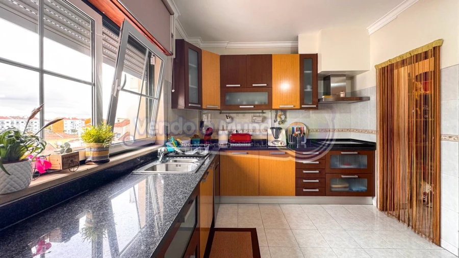Apartamento T3 para Venda em Samora Correia Foto 3