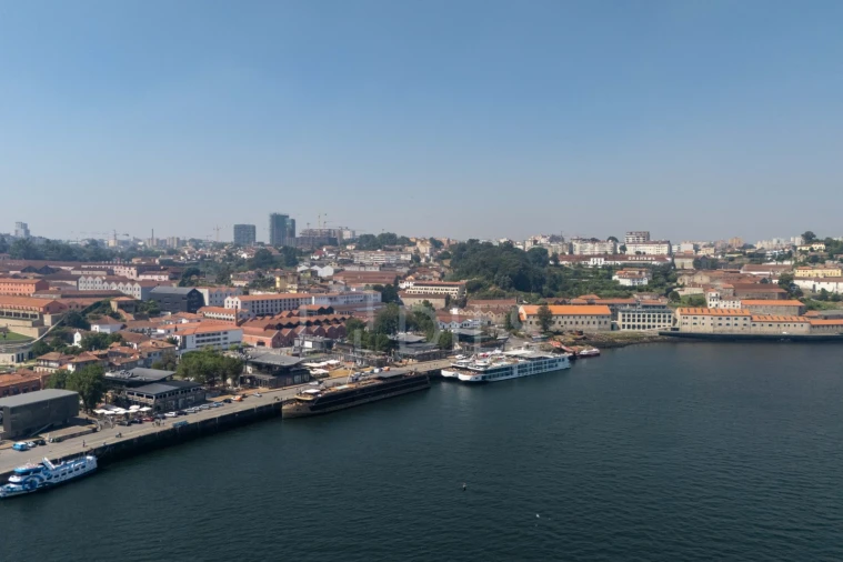 Apartamento T2 para Venda em Santa Marinha e São Pedro da Afurada Foto 40