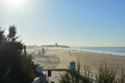Apartamento T3 para Venda em Carcavelos e Parede