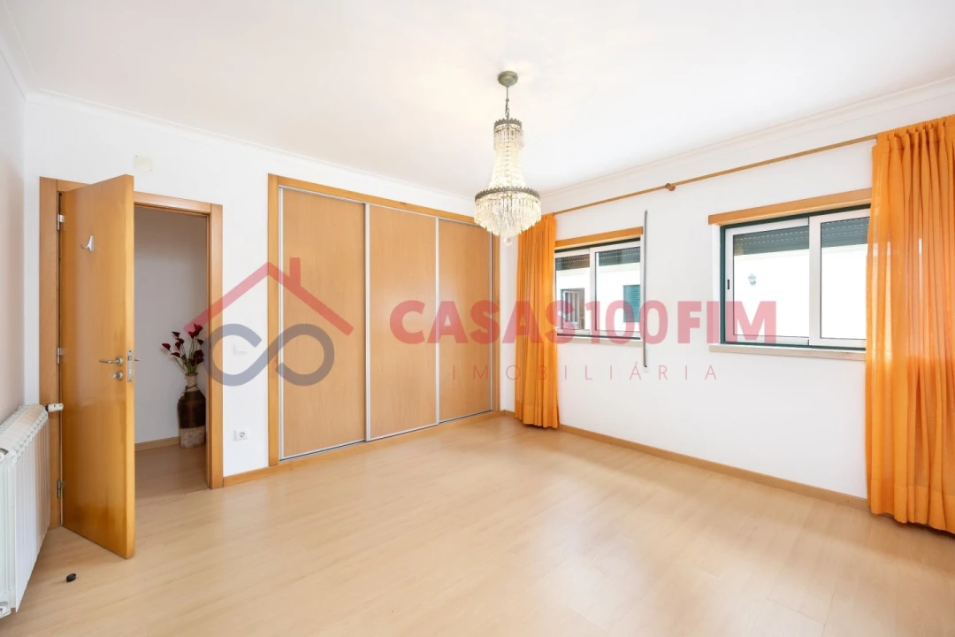 Moradia T3 para Venda em Marinha Grande Foto 11