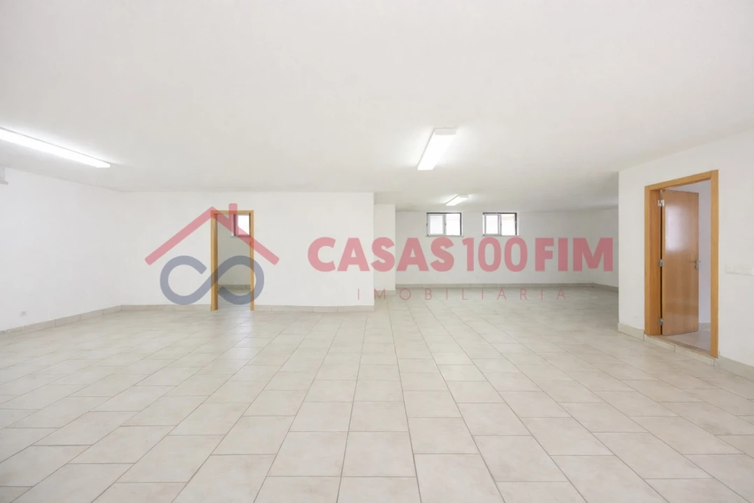 Moradia T3 para Venda em Marinha Grande Foto 36