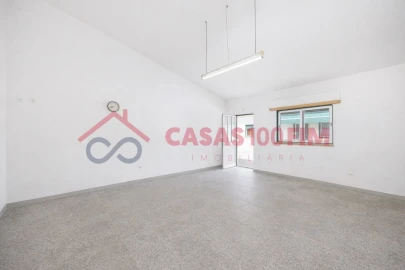 Moradia T3 para Venda em Marinha Grande