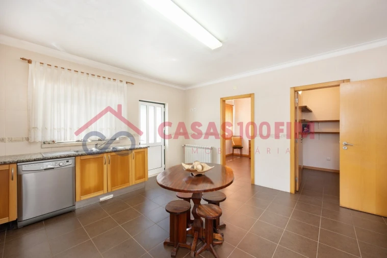 Moradia T3 para Venda em Marinha Grande Foto 16