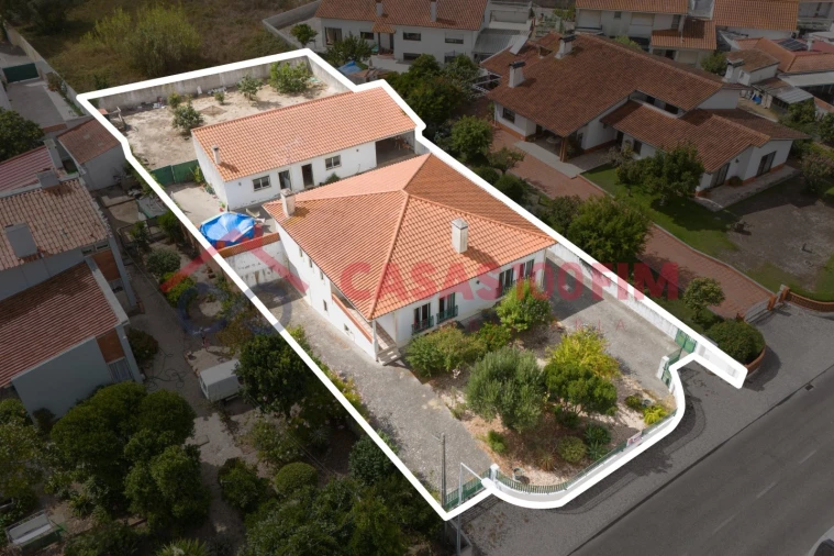 Moradia T3 para Venda em Marinha Grande Foto 44