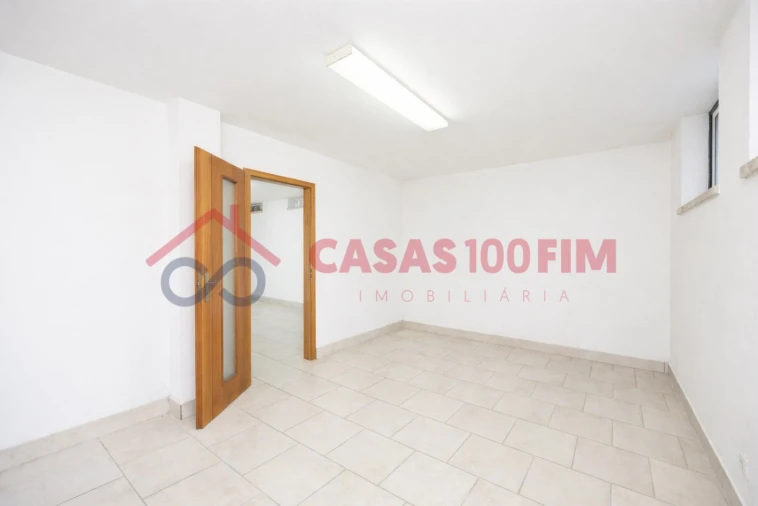 Moradia T3 para Venda em Marinha Grande Foto 30