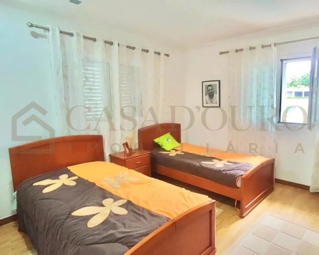 Moradia T5 para Venda em Sanguedo Foto 10