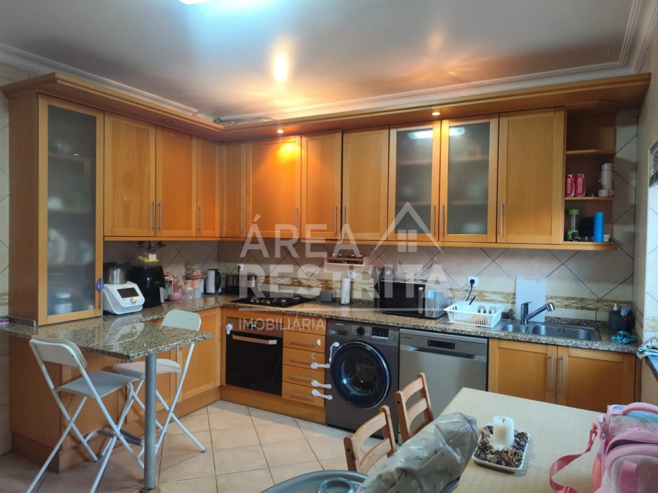 Moradia T3 para Venda em Quinta do Conde Foto 2