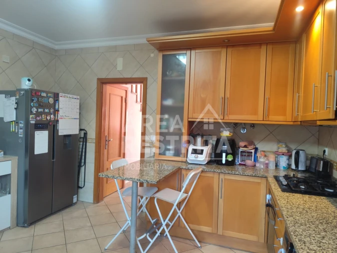 Moradia T3 para Venda em Quinta do Conde Foto 4