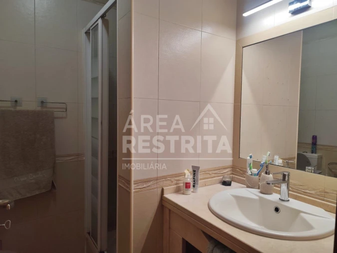 Moradia T3 para Venda em Quinta do Conde Foto 9