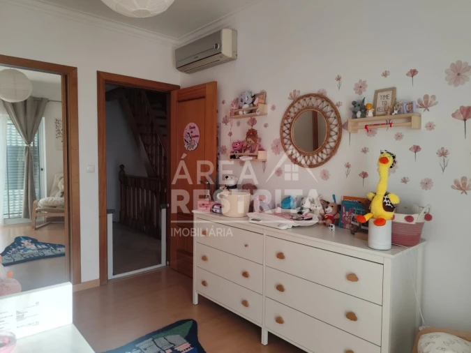 Moradia T3 para Venda em Quinta do Conde Foto 16