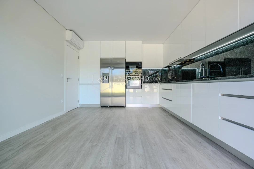 Moradia T4 para Venda em Anta e Guetim Foto 9