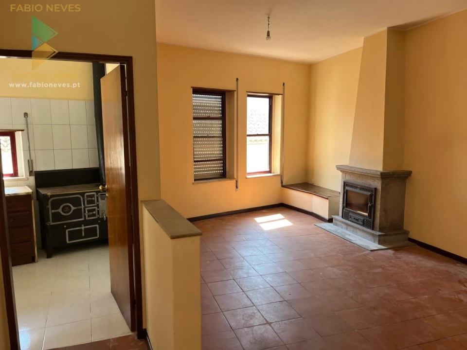 Moradia T3 para Venda em Meruge Foto 10