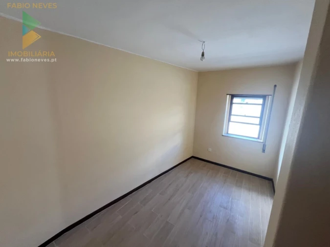 Moradia T3 para Venda em Meruge Foto 27