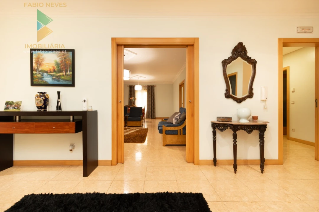 Moradia T4 para Venda em Fornelos e Queijada Foto 14