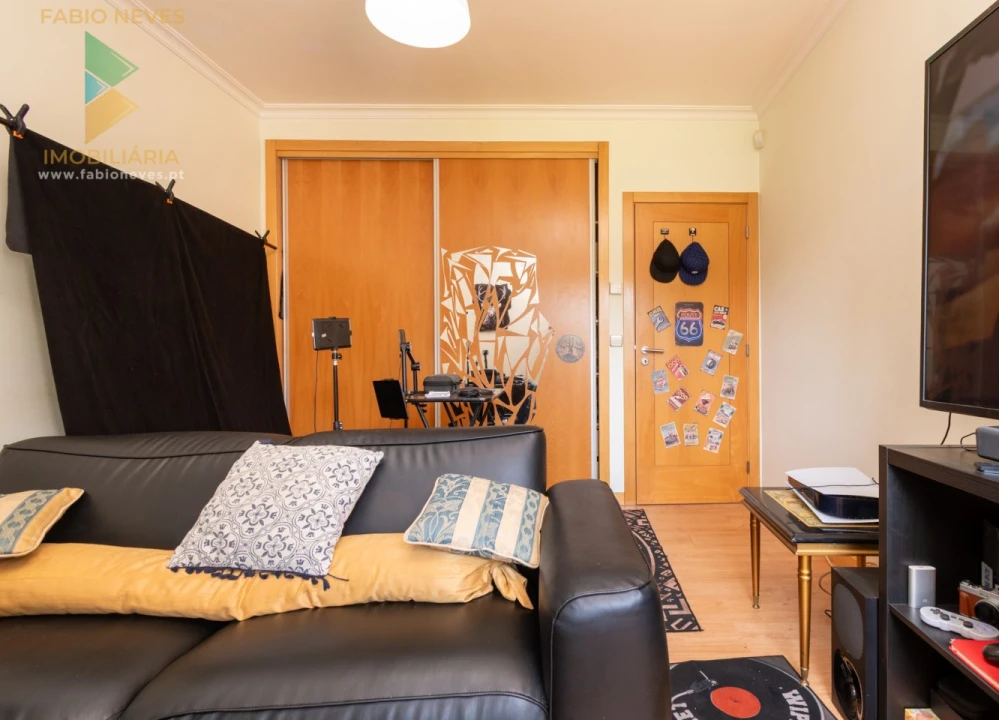 Moradia T4 para Venda em Fornelos e Queijada Foto 32