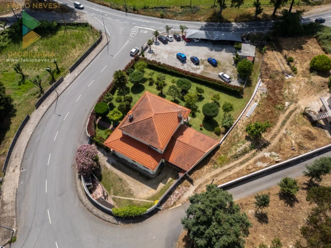 Moradia T4 para Venda em Fornelos e Queijada Foto 62