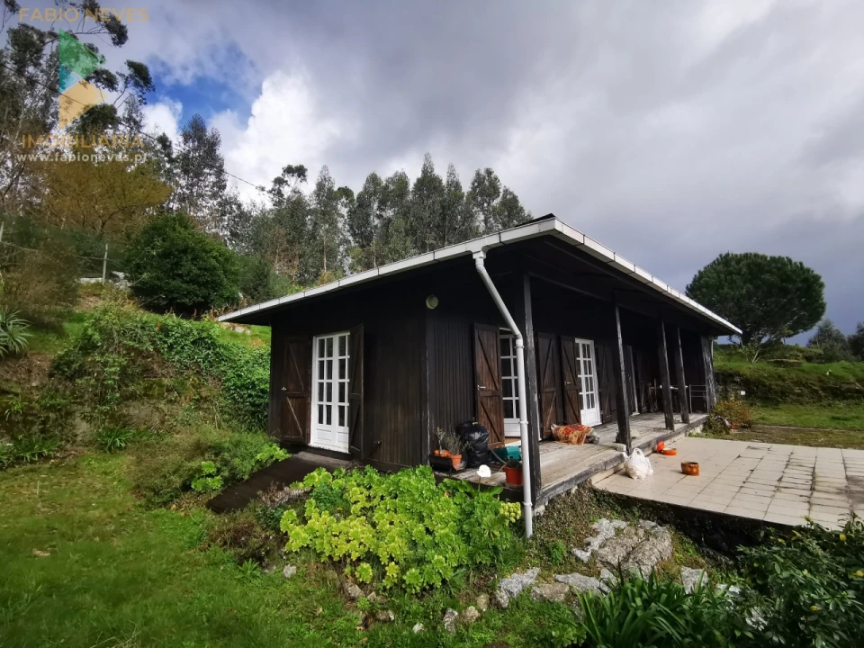 Moradia T2 para Venda em Gondufe Foto 2