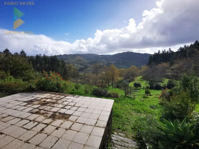 Moradia T2 para Venda em Gondufe Foto 5