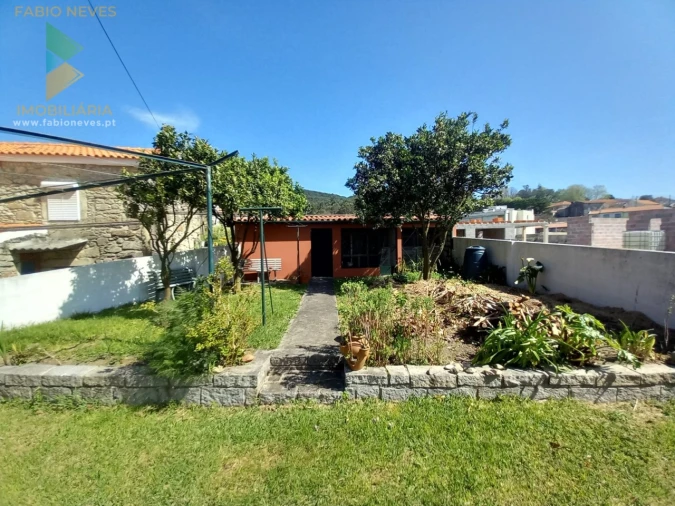 Moradia T5 para Venda em Vila Praia de Ancora Foto 17