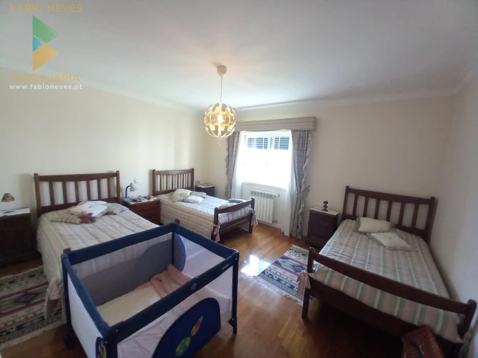 Moradia T5 para Venda em Vila Praia de Ancora Foto 52