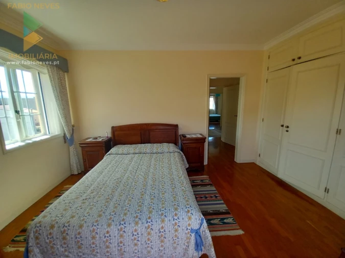 Moradia T5 para Venda em Vila Praia de Ancora Foto 66