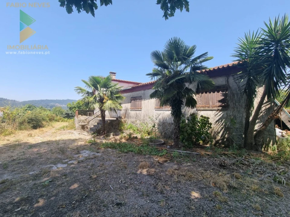 Moradia T4 para Venda em Ribeira Foto 5