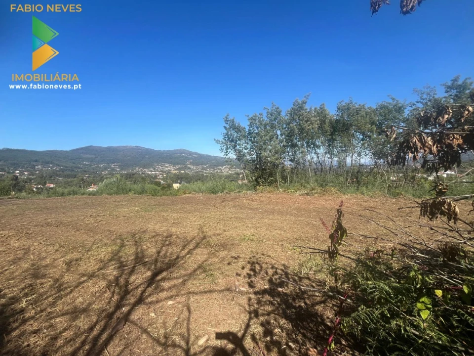 Moradia T4 para Venda em Ribeira Foto 29