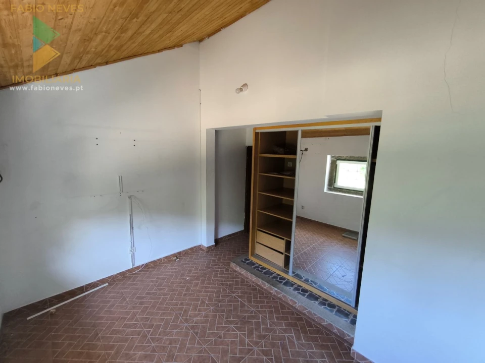 Moradia T3 para Venda em Anais Foto 24