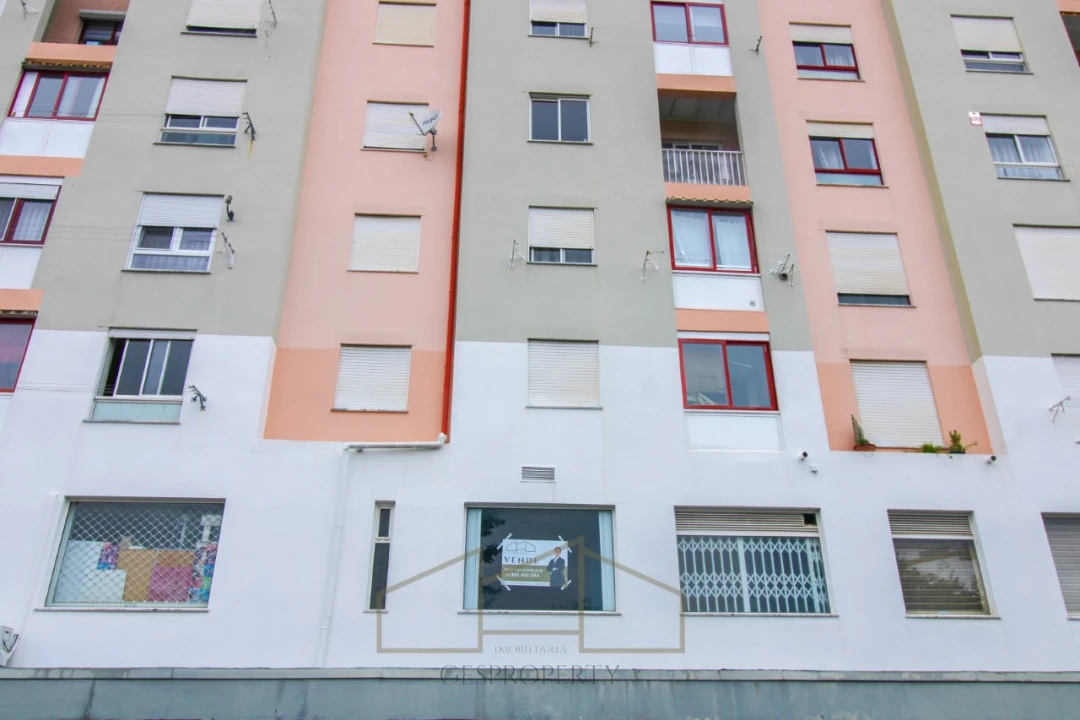 Loja para Venda em Caparica e Trafaria Foto 20