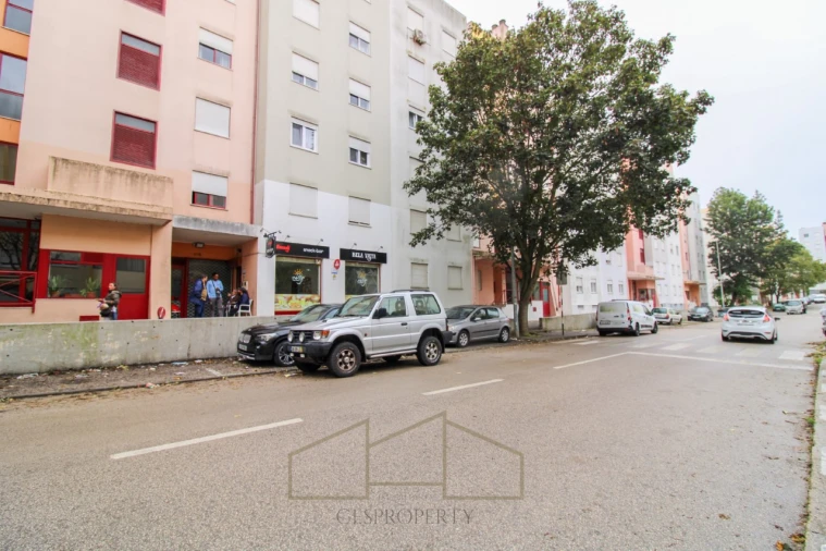 Loja para Venda em Caparica e Trafaria Foto 18