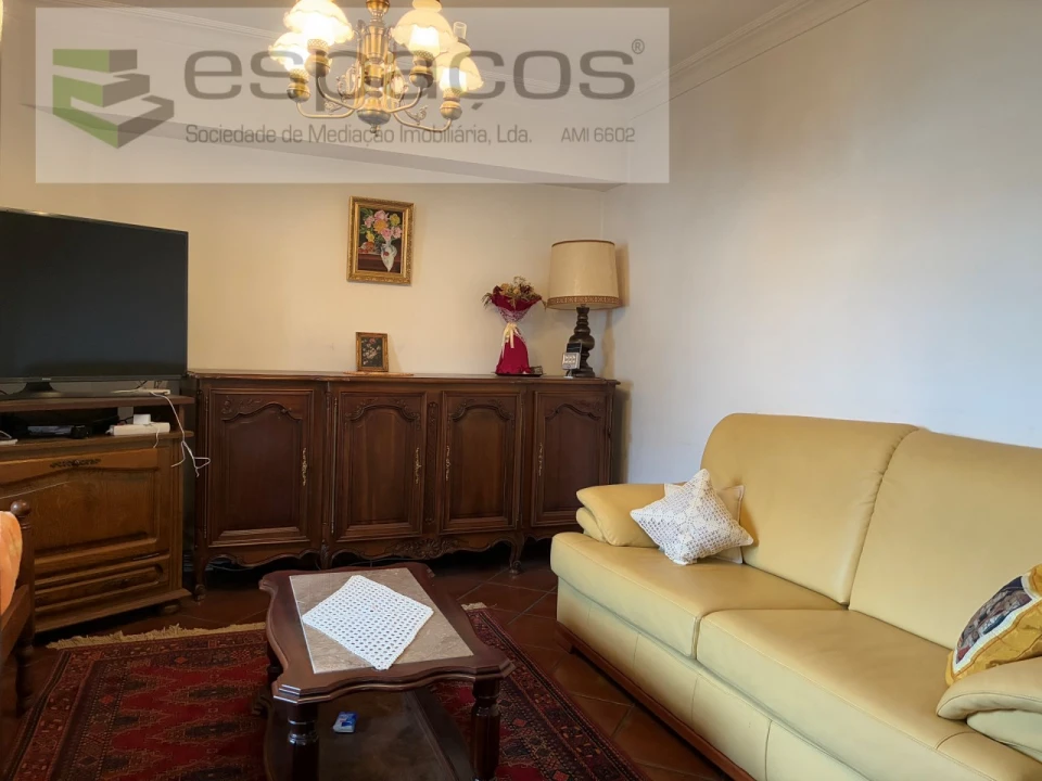 Moradia T4 para Venda em Fundão, Valverde, Donas, A. Joanes, A. Nova Cabo Foto 6