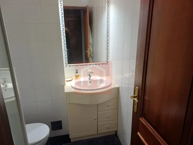 Apartamento T3 para Arrendamento em Alcochete Foto 9