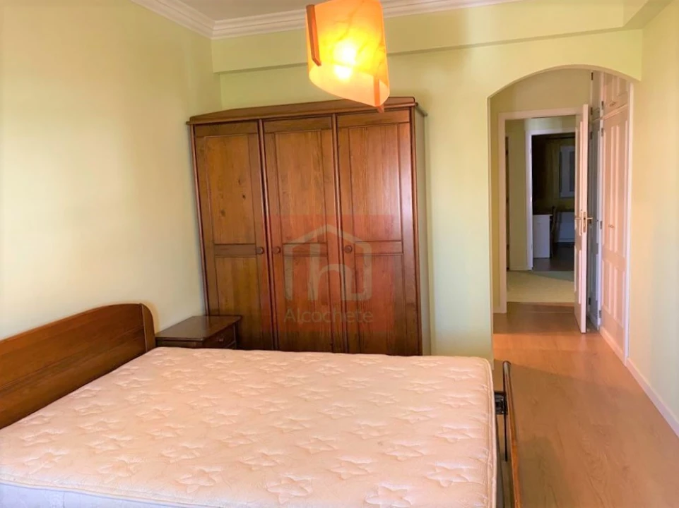 Apartamento T3 para Arrendamento em Alcochete Foto 9