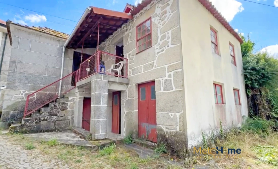 Moradia T3 para Venda em Santiago de Piães Foto 7