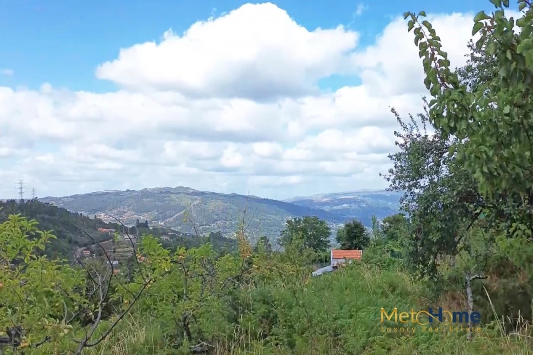 Moradia T3 para Venda em Santiago de Piães Foto 19