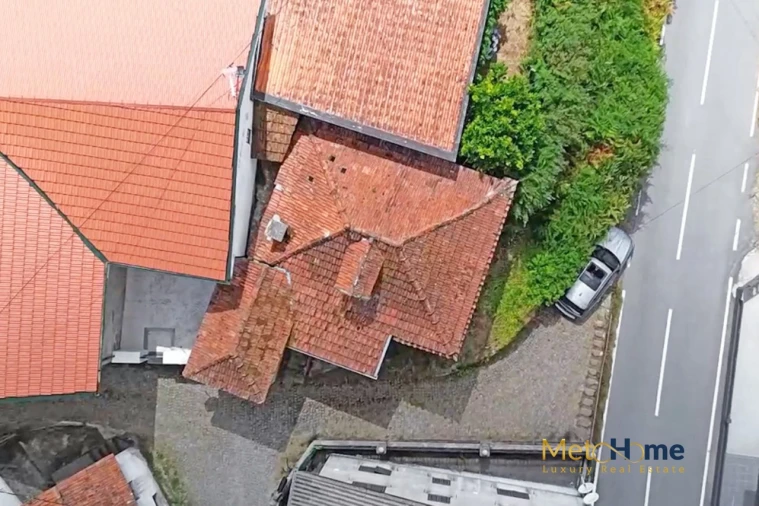 Moradia T3 para Venda em Santiago de Piães Foto 2