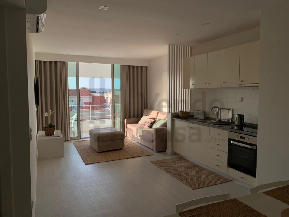 Apartamento T1 para Arrendamento em Quarteira Foto 1