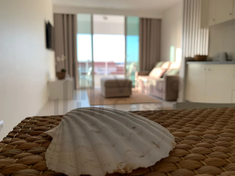 Apartamento T1 para Arrendamento em Quarteira Foto 8