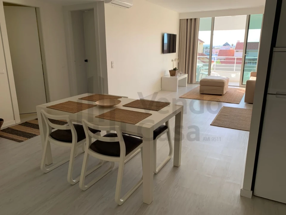 Apartamento T1 para Arrendamento em Quarteira Foto 10